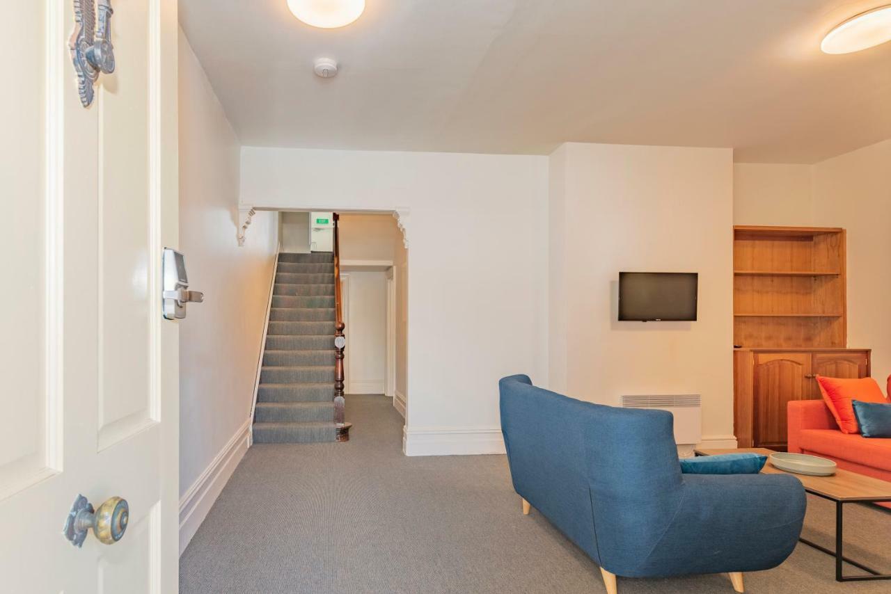 4 Bedroom House - Hobart Cbd - Free Parking - Free Wifi 외부 사진