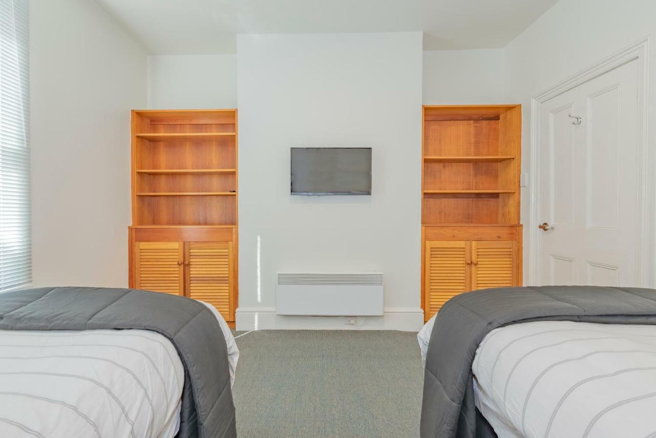 4 Bedroom House - Hobart Cbd - Free Parking - Free Wifi 외부 사진