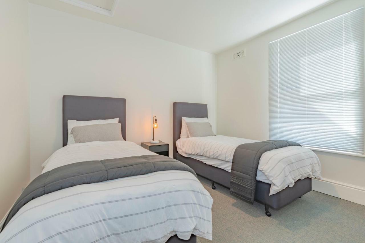 4 Bedroom House - Hobart Cbd - Free Parking - Free Wifi 외부 사진